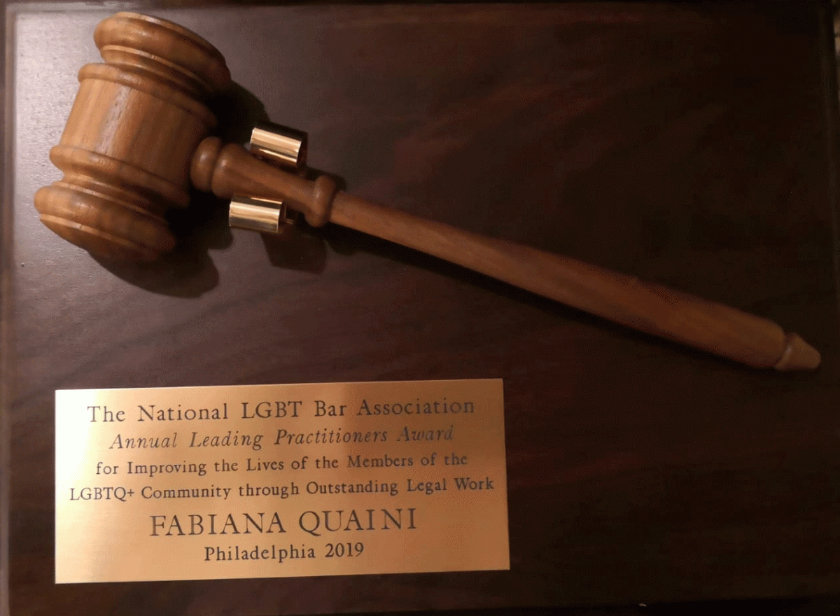 lgbt bar abogada